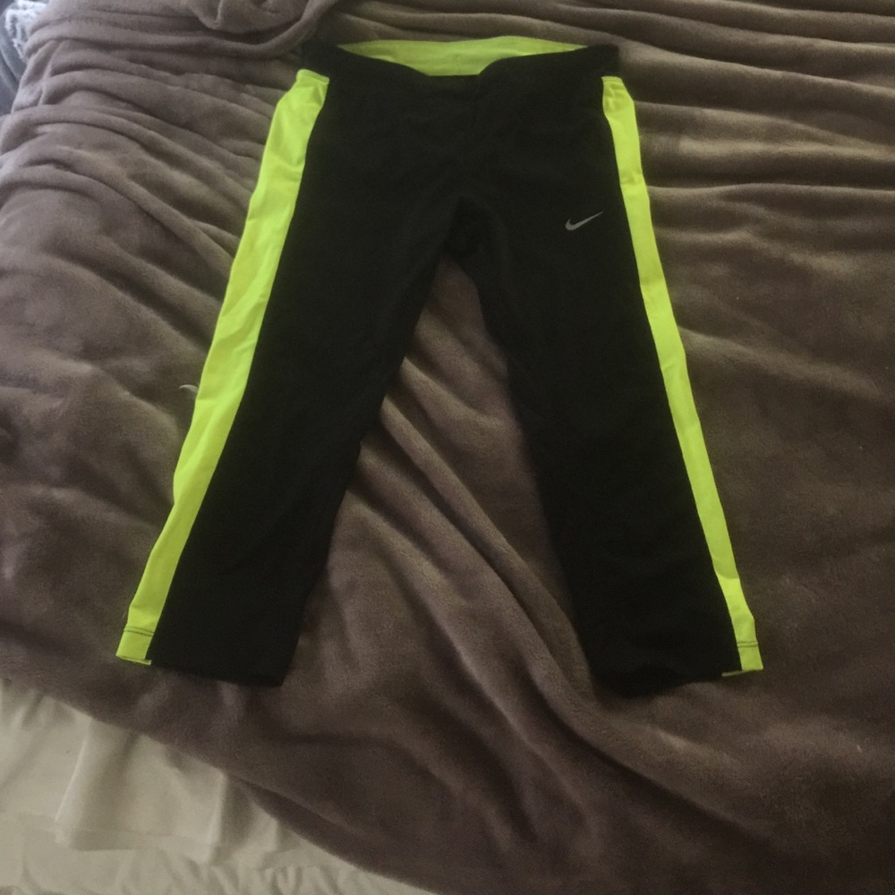 Nike Electric cropped tights
